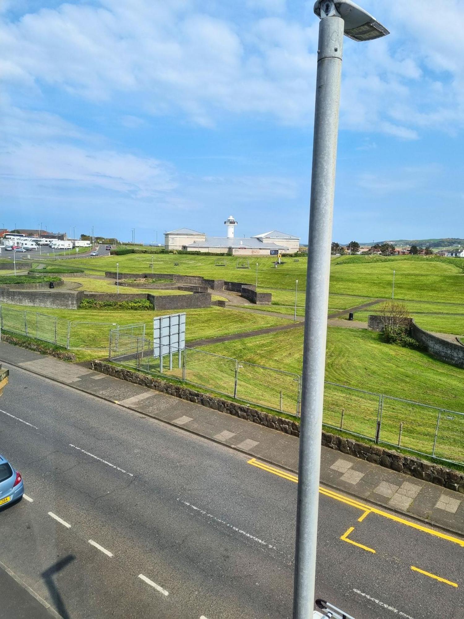 5 Dunluce Park - Portrush By The Sea Apartamento Exterior foto